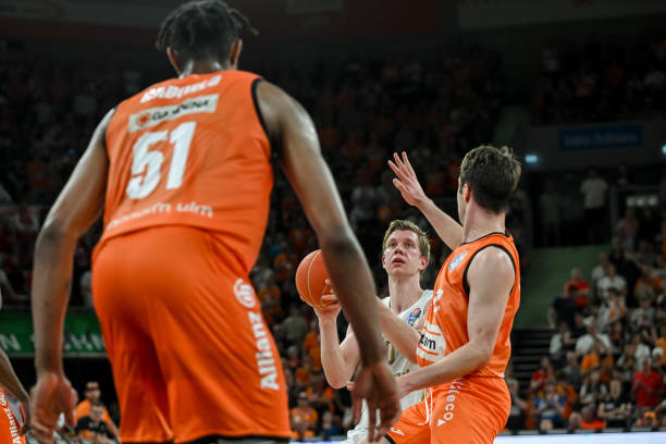 突破25进 突破25进